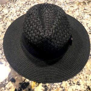 Calia hat